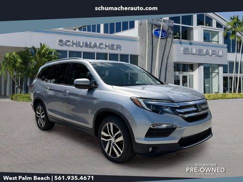 Used 2017 Honda Pilot Elite image 1