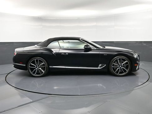 Certified 2023 Bentley Continental GT V8 AWD/4WD image 9