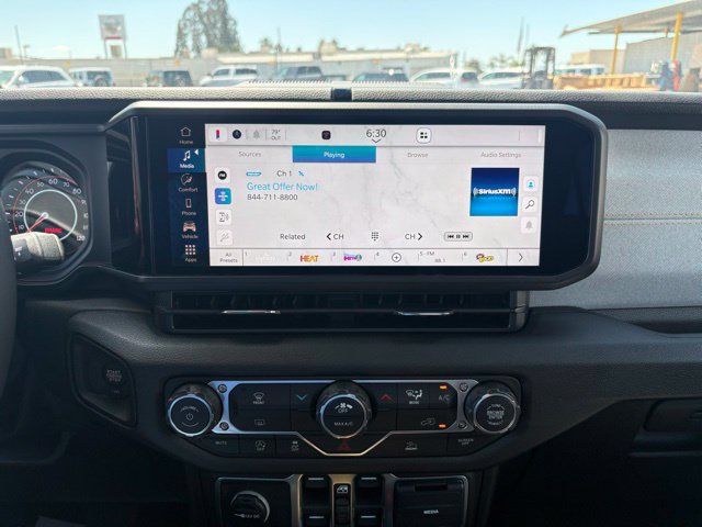 New 2026 Jeep Gladiator Sport AWD/4WD image 16