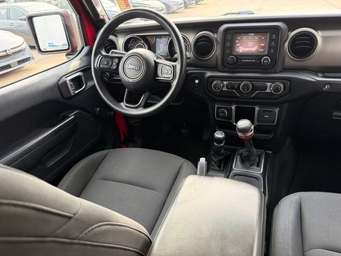 Used 2018 Jeep Wrangler Unlimited Sport AWD/4WD image 20