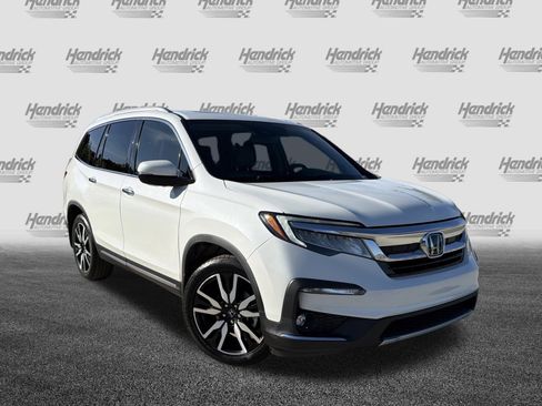Used 2020 Honda Pilot Touring image 2