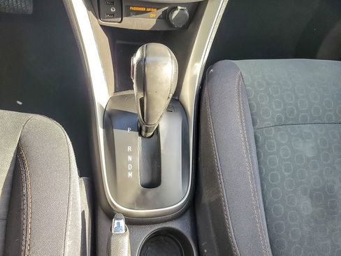 Used 2018 Chevrolet Trax LS image 14