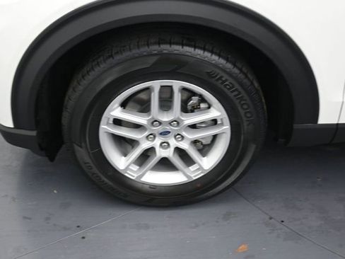 New 2026 Ford Explorer Active w/ Active Comfort Package RWD image 10