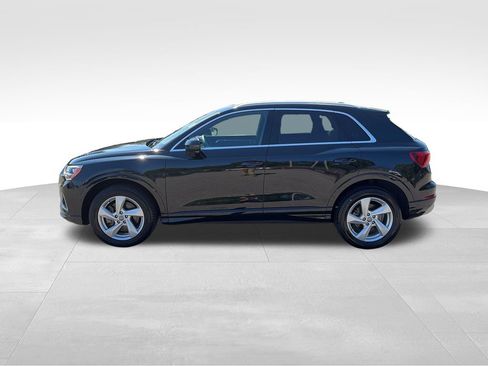 Used 2020 Audi Q3 2.0T Premium AWD/4WD image 2
