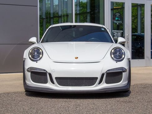 Used 2016 Porsche 911 GT3 RS RWD image 2