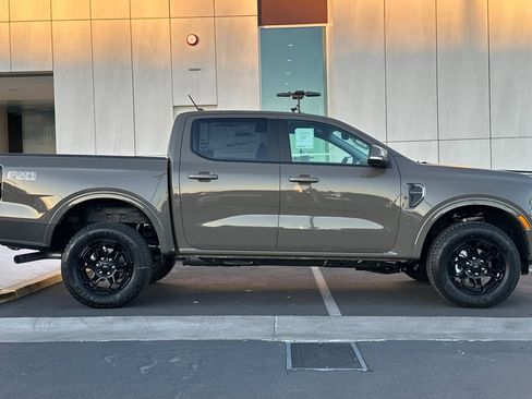 New 2025 Ford Ranger Lariat w/ FX4 Off-Road Package image 2