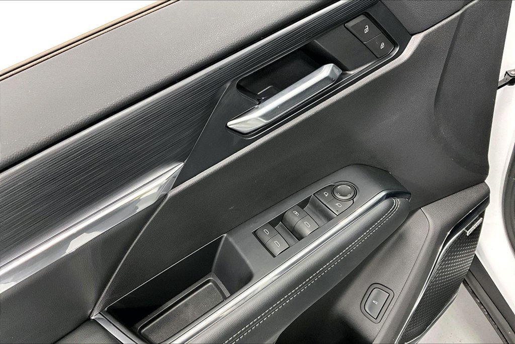 New 2026 GMC Acadia Elevation w/ Black Edition FWD image 18