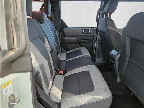 Used 2022 Ford Bronco 4-Door w/ Sasquatch Package AWD/4WD image 17