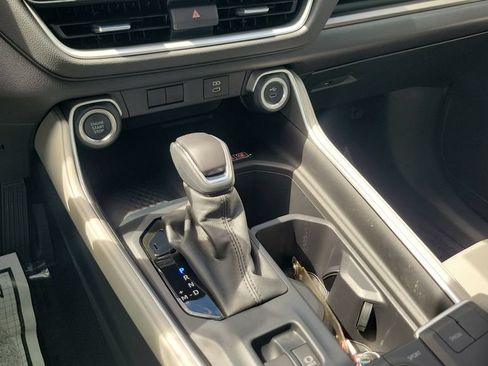 Certified 2026 Toyota Grand Highlander FWD image 15