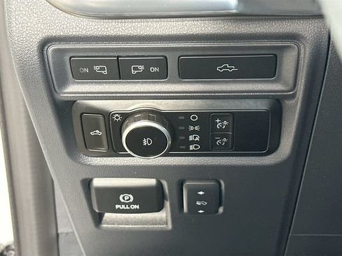 Used 2023 Ford F150 Lariat w/ Equipment Group 502A High AWD/4WD image 24