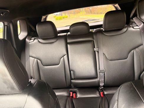 Used 2024 Jeep Compass Limited AWD/4WD image 13