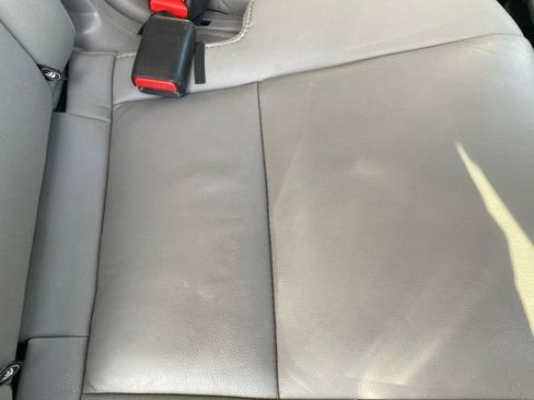 Used 2020 Honda Pilot Touring image 32