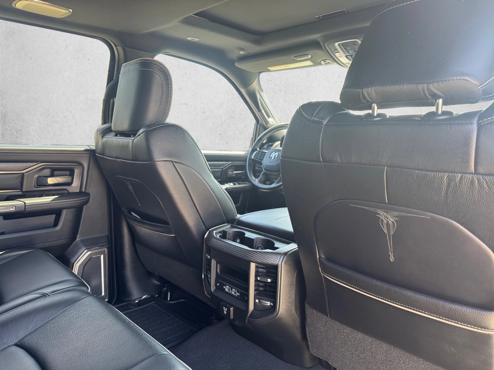 Used 2021 RAM 2500 Limited AWD/4WD image 26