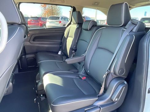 Used 2025 Honda Odyssey Elite image 22