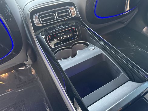 Certified 2022 Mercedes-Benz Maybach S 580 4MATIC image 54