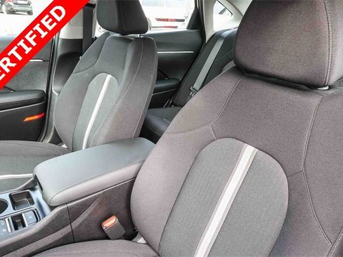 Certified 2025 Hyundai Sonata SE image 29