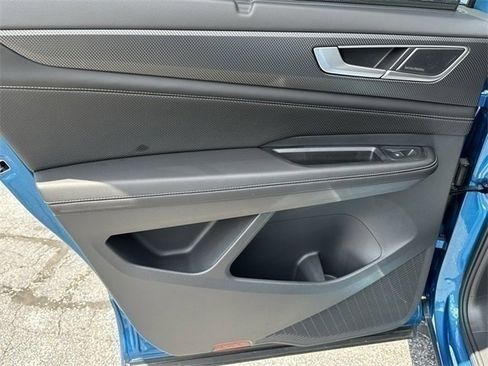 Used 2024 Volkswagen Atlas Cross Sport SEL Premium R-Line image 23