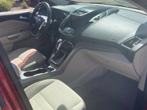 Used 2013 Ford Escape SE AWD/4WD image 10