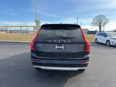 Used 2016 Volvo XC90 T5 Momentum image 3