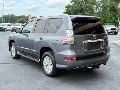 Used 2015 Lexus GX 460 w/ Premium Package AWD/4WD image 3