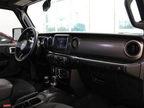 Used 2020 Jeep Wrangler Unlimited Sport S AWD/4WD image 15