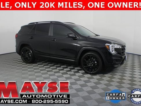 Used 2023 GMC Terrain SLE w/ Driver Convenience Package image 1