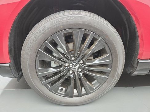 Certified 2024 Toyota Venza Nightshade AWD/4WD image 29