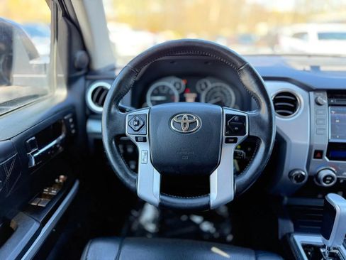 Used 2017 Toyota Tundra Platinum AWD/4WD image 19