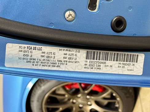 Used 2016 Dodge Challenger SRT Hellcat RWD image 28