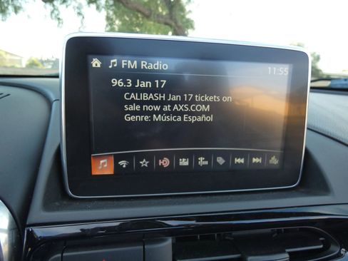 Used 2017 FIAT 124 Spider Lusso image 42