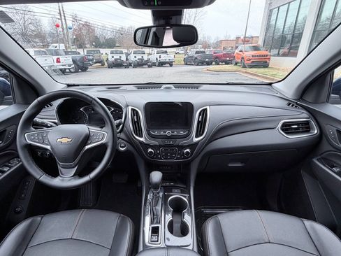Used 2023 Chevrolet Equinox Premier image 20