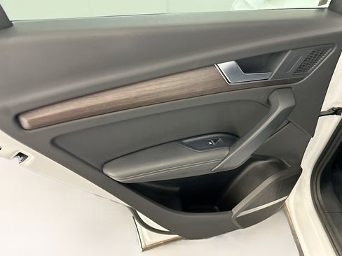 Used 2024 Audi Q5 2.0T Premium Plus image 28