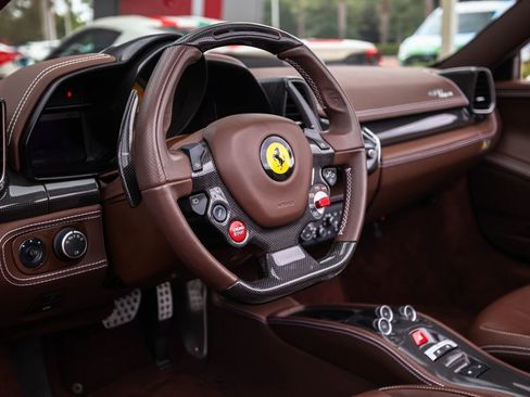 Certified 2014 Ferrari 458 Spider RWD image 32