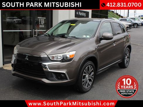 Used 2017 Mitsubishi Outlander Sport ES AWD/4WD image 3