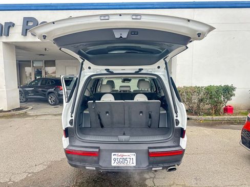 Used 2025 Hyundai Santa Fe SEL image 32