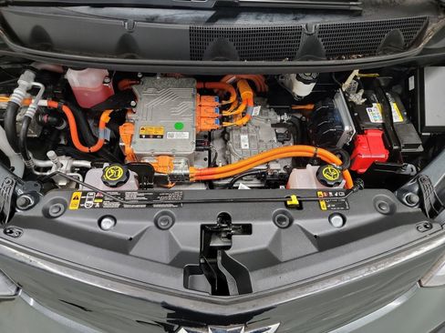 Used 2020 Chevrolet Bolt LT image 24