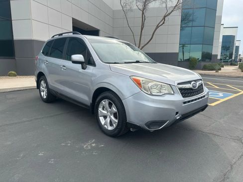 Used 2014 Subaru Forester 2.5i Premium w/ All-Weather Package image 3