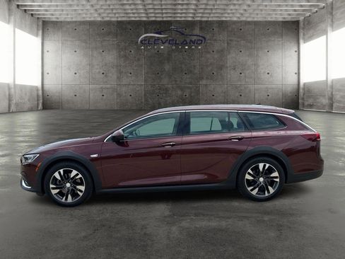 Used 2018 Buick Regal Essence w/ Driver Confidence Package #1 AWD/4WD image 6