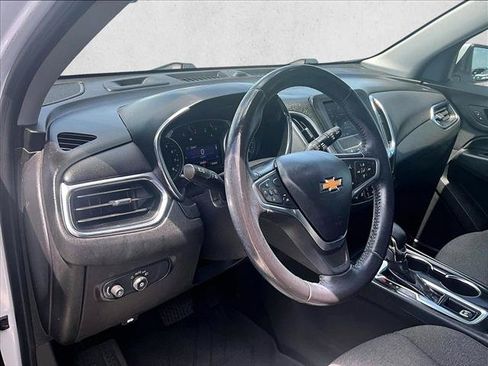 Used 2022 Chevrolet Equinox LT FWD image 14