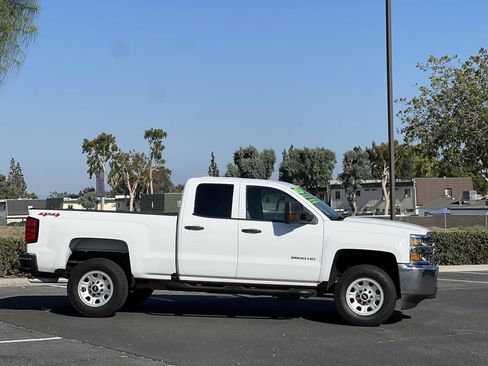 Used 2018 Chevrolet Silverado 2500 W/T w/ WT Fleet Convenience Package AWD/4WD image 4