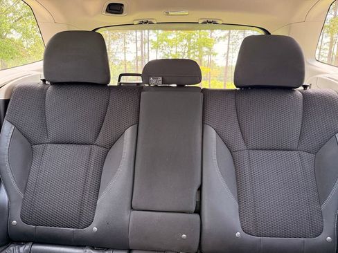 Used 2022 Subaru Forester Premium AWD/4WD image 26