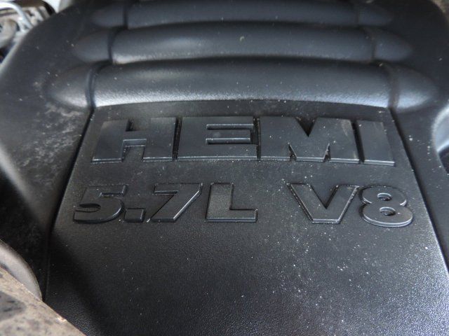 Used 2019 RAM 1500 Classic SLT RWD image 28