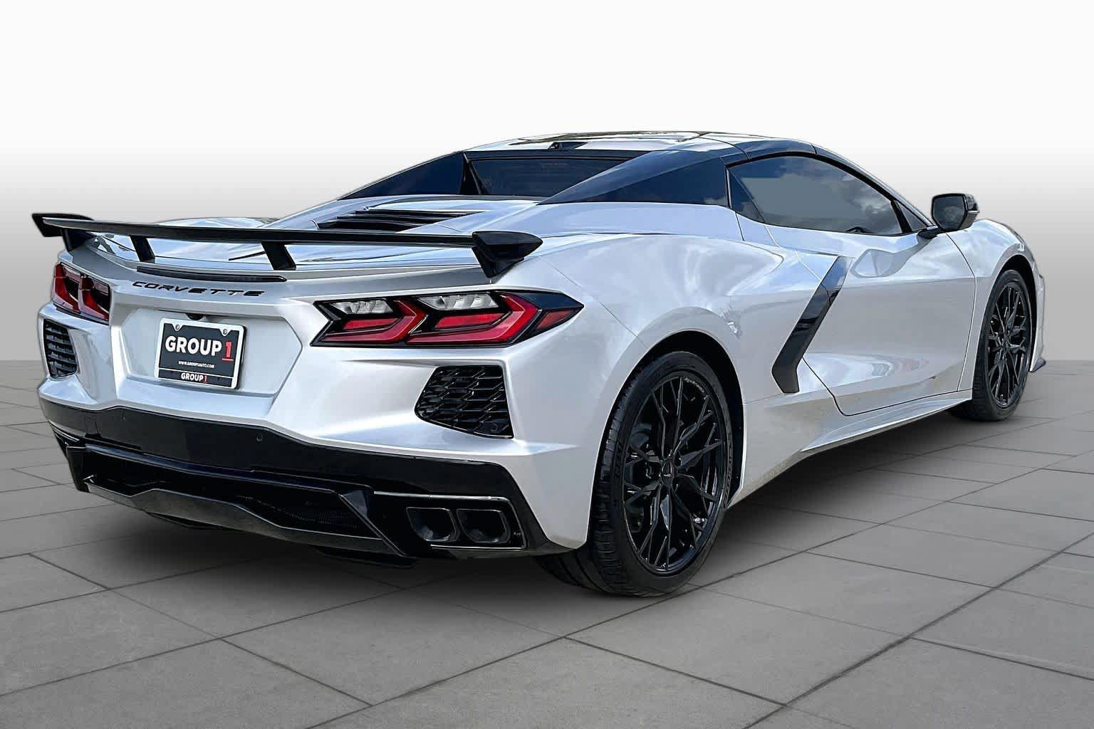 Used 2026 Chevrolet Corvette Stingray Preferred Conv w/ Z51 Performance Package RWD image 12