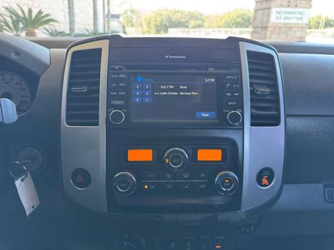 Used 2017 Nissan Frontier PRO-4X w/ Pro-4x Luxury Package image 21