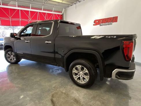 Used 2025 GMC Sierra 1500 SLT image 5