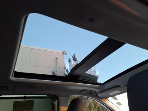 Certified 2023 Nissan Rogue SL w/ SL Premium Package image 12