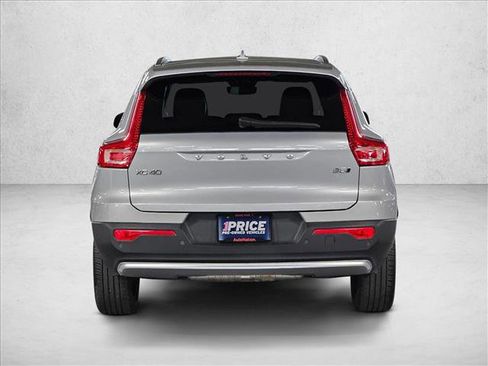 Used 2023 Volvo XC40 B5 Plus w/ Protection Package Premier image 7