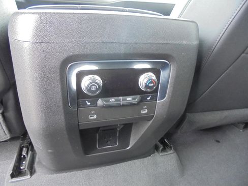 Used 2023 GMC Yukon AT4 w/ LPO, Floor Liner Package image 15