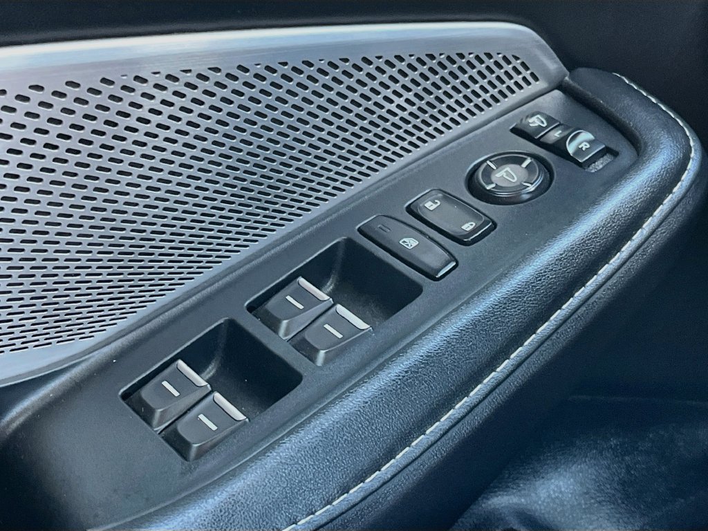 Used 2024 Acura MDX w/ Technology Package AWD/4WD image 18