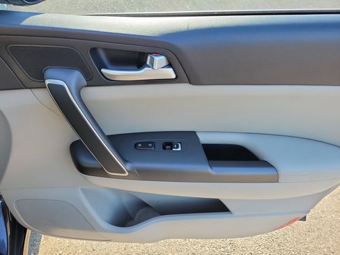 Used 2020 Kia Sportage S w/ S FWD Sunroof Package image 9